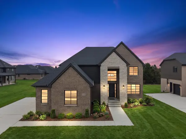 57242 Veridian BLVD, Washington, MI 48094