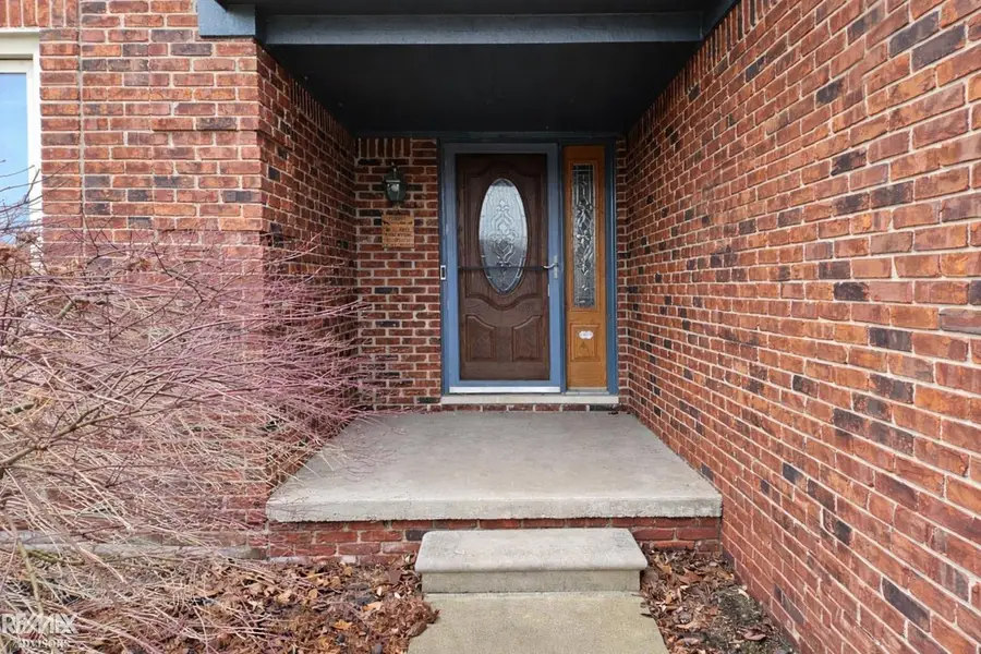 30868 Thistle AVE, Chesterfield, MI 48051 - #3
