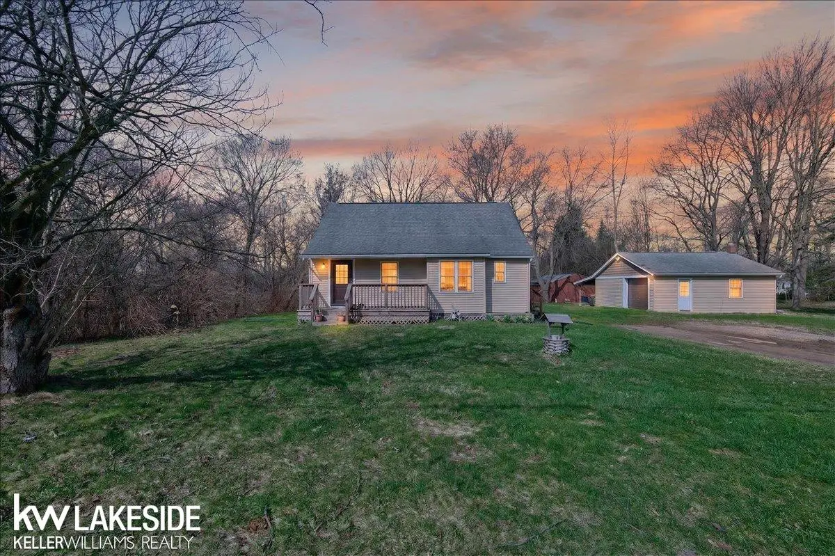 1235 Farnsworth RD, Lapeer, MI 48446 - #1