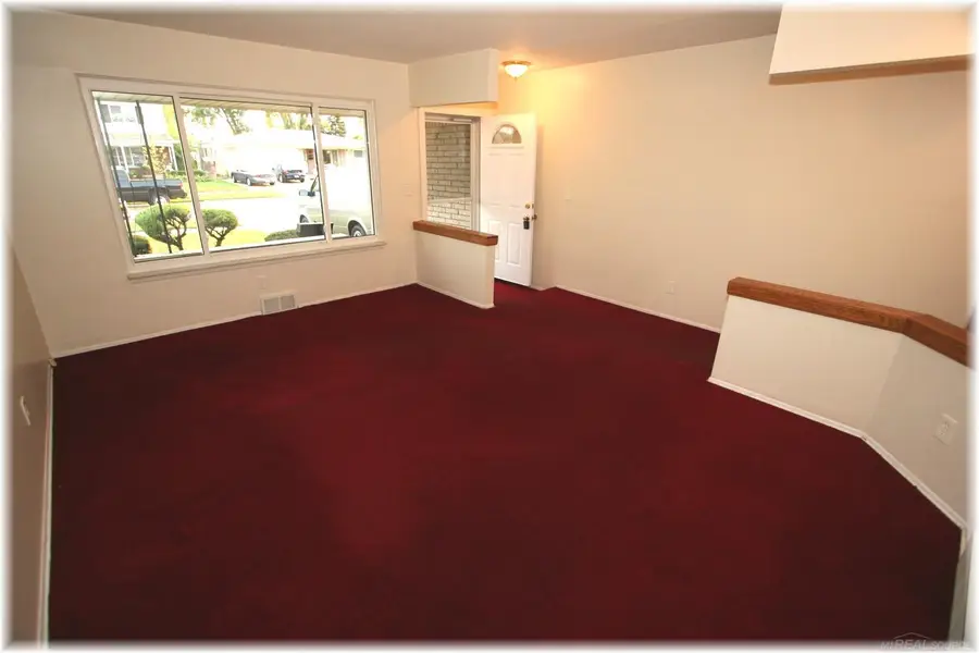 14311 Talbot ST, Warren, MI 48088 - #3