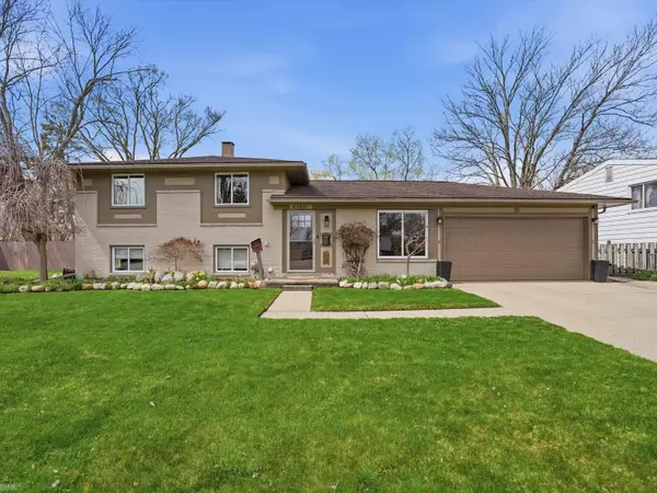 43461 Gainsley DR, SterlingHeights, MI 48313