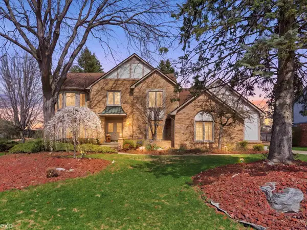 48290 Lakeland DR, Shelby, MI 48317