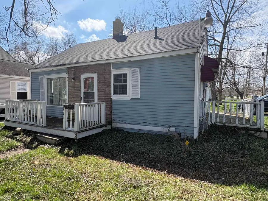 2521 Bay ST, Saginaw, MI 48602 - #2