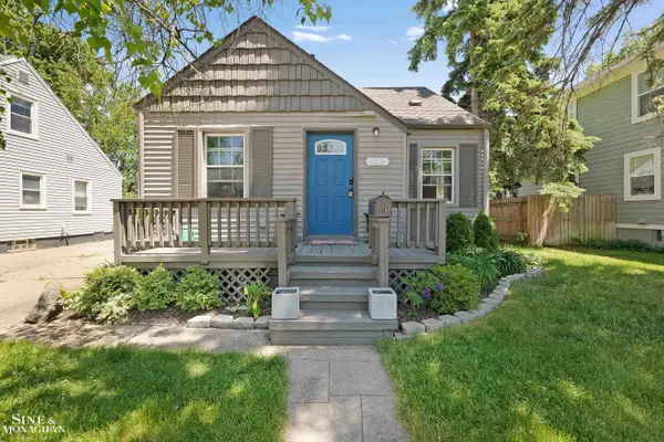 310 N Altadena, RoyalOak, MI 48067