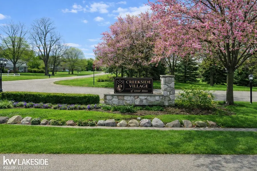 4181 London CT, Grand Blanc, MI 48439 - #2