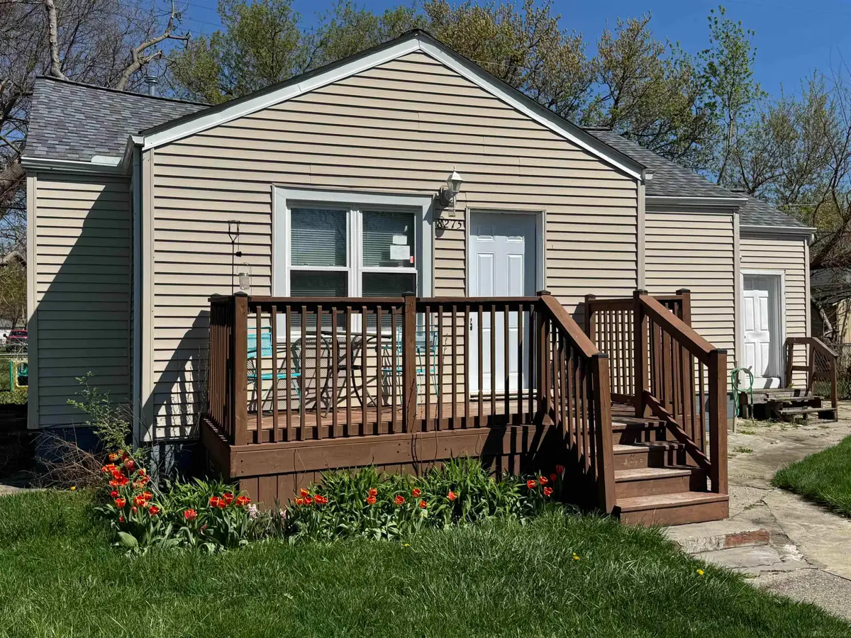 8275 Essex ST, Warren, MI 48089 - #1