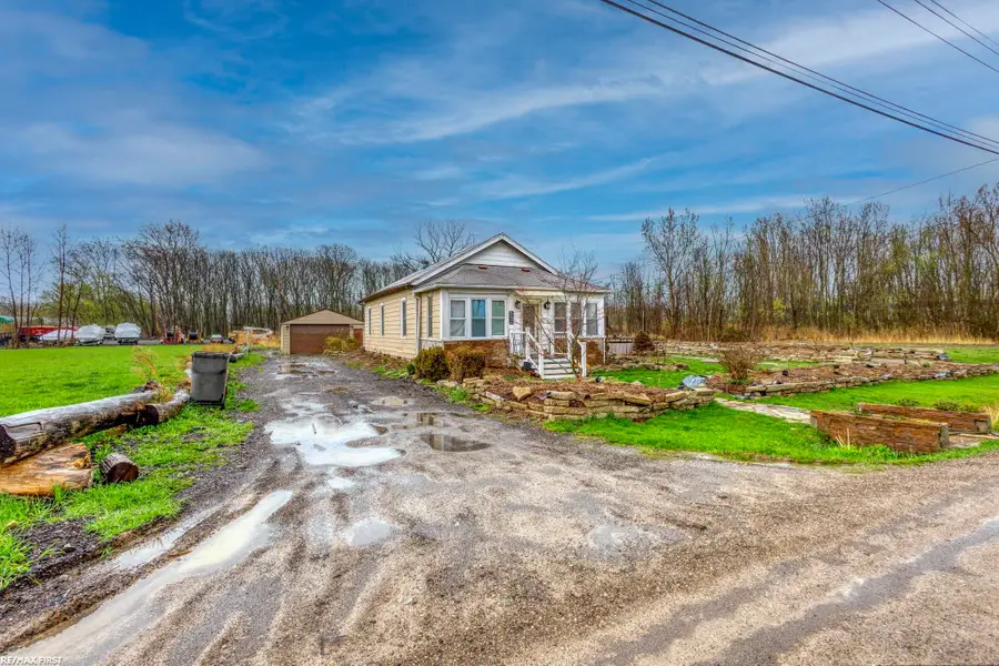 42550 La Croix St ST, Clinton, MI 48036 - #2