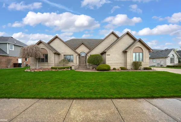 14155 Glenwood DR, ShelbyTwp, MI 48315