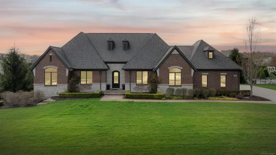 61657 Cotswold DR, Washington, MI 48094 - #2