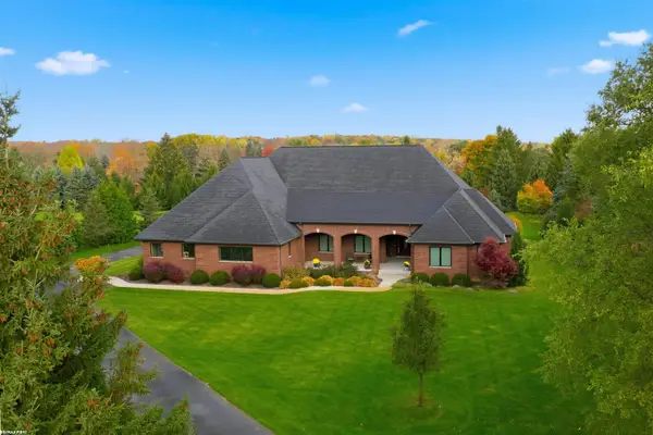 4376 Lancaster DR, Clarkston, MI 48348