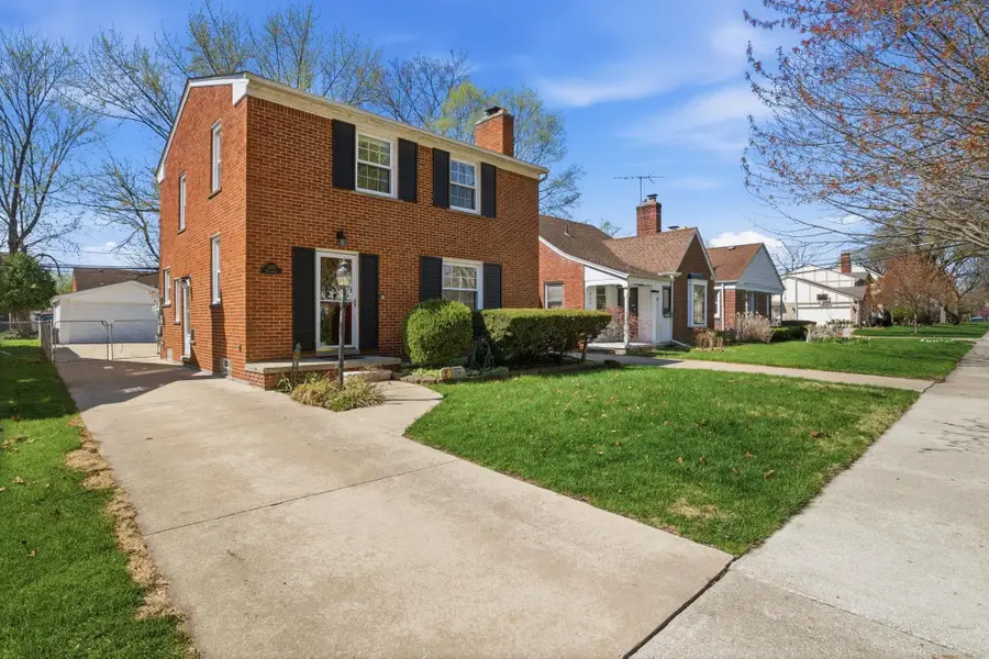 2073 Hawthorne, Grosse Pointe Woods, MI 48236 - #3