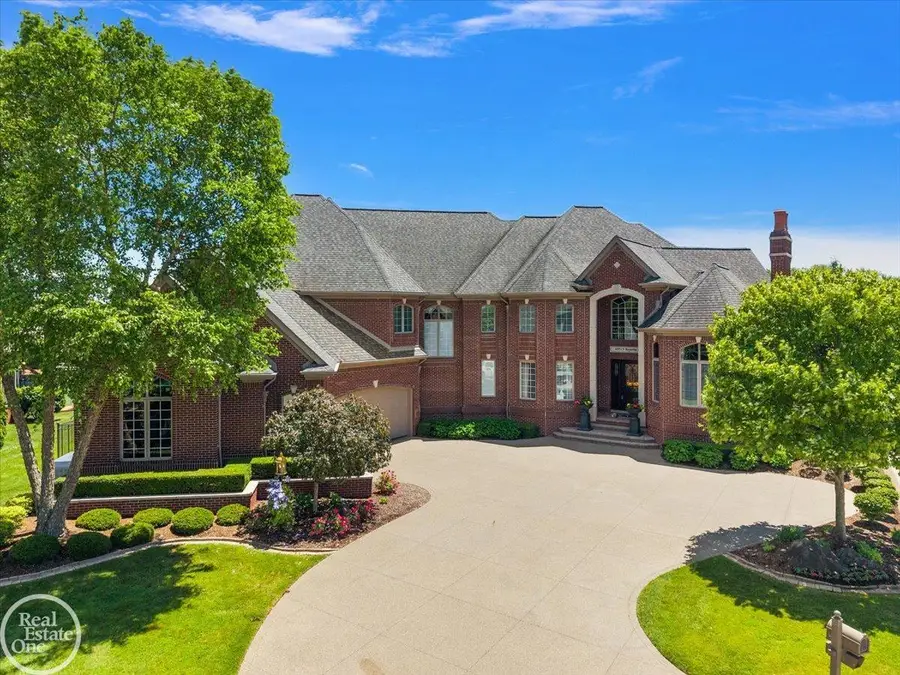 49515 Regatta ST, Chesterfield, MI 48047 - #2
