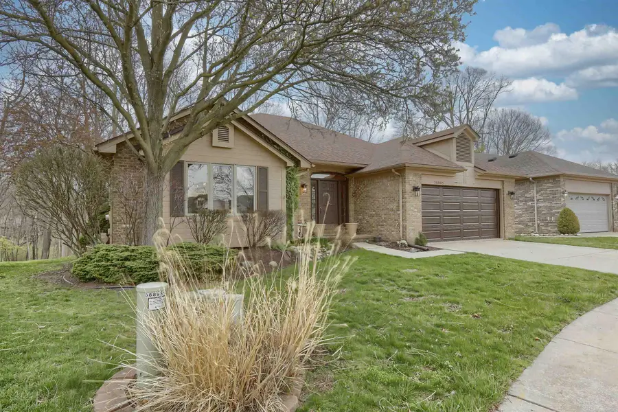 38895 Ridgeview CIR, Clinton, MI 48036 - #2