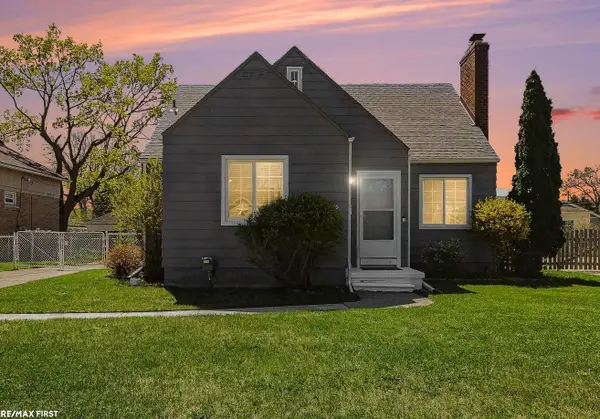 21910 Stephens RD, StClairShores, MI 48080