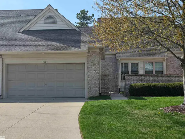 13313 Wyndemere CIR, SterlingHeights, MI 48313