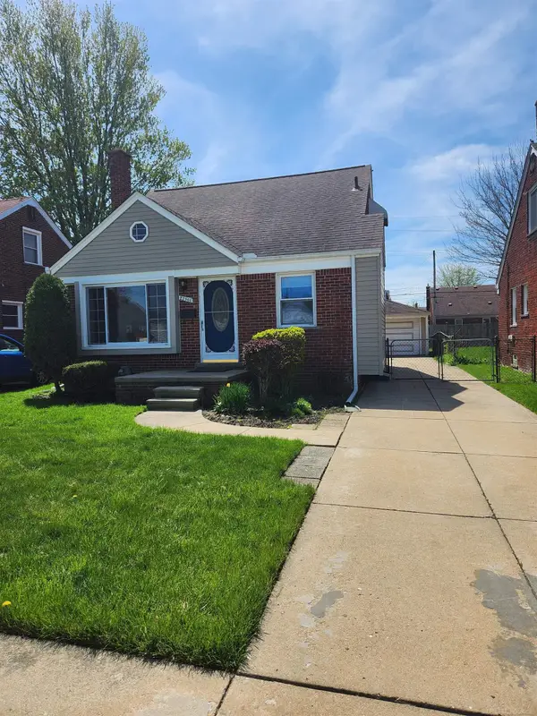 22966 California ST, StClairShores, MI 48080