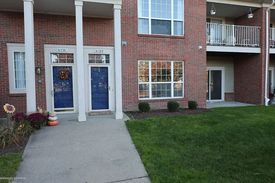 51789 Adler Park DR, Chesterfield, MI 48051 - #2