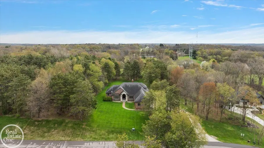 170 Fern DR, Addison, MI 48367 - #3