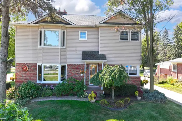 28900 S River RD, HarrisonTownship, MI 48045