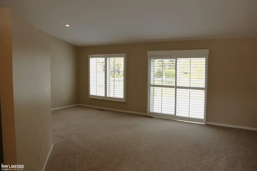 6589 Copper Creek DR, Washington, MI 48094 - #3
