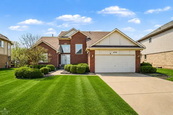 47715 Beacon Square DR, Macomb, MI 48044
