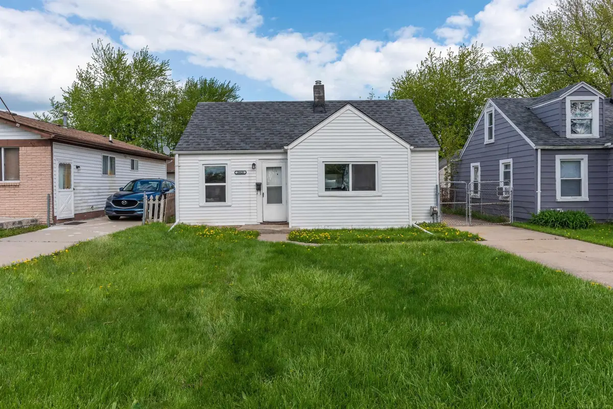26620 Belleair ST, Roseville, MI 48066 - #1