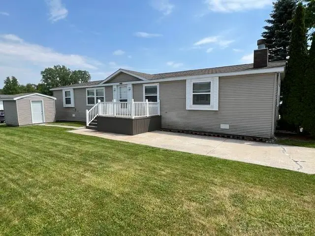 174 Meadow LN, Port Huron, MI 48060 - #1