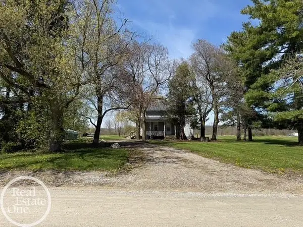 15594 Bryce RD, Capac, MI 48014
