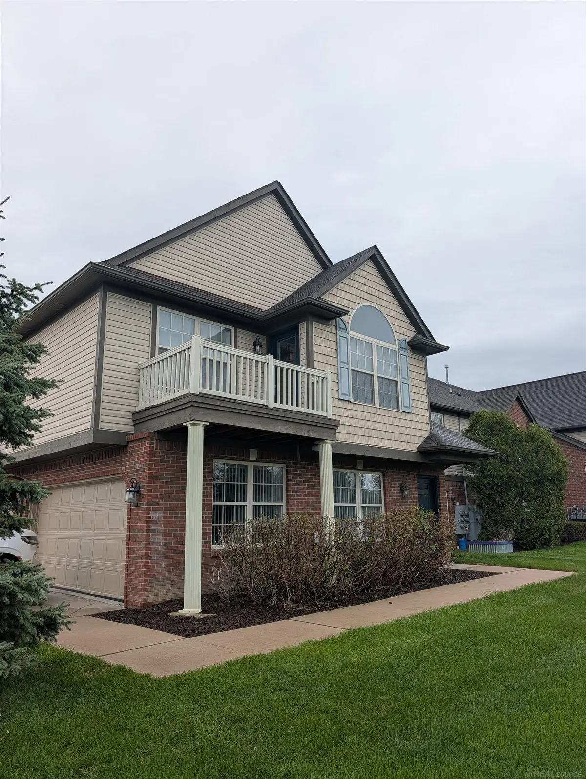32974 Redstone DR, Chesterfield, MI 48047 - #1