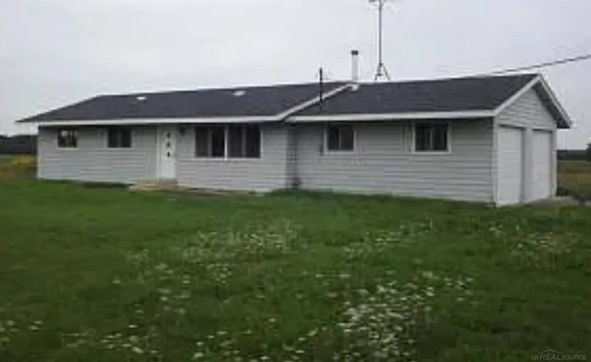 4431 Owens RD, Cheboygan, MI 49721 - #1
