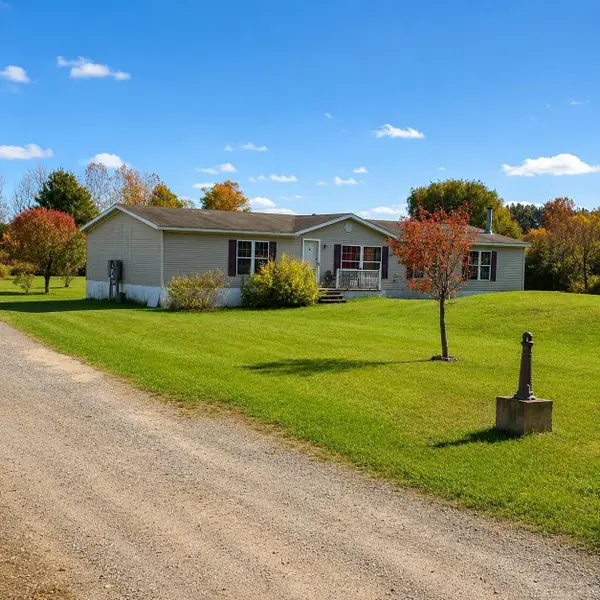 6524 N 96th AVE, Hart, MI 49420