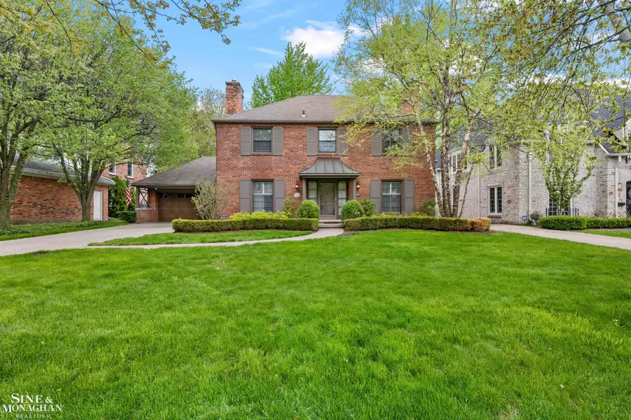 96 Moran RD, Grosse Pointe Farms, MI 48236 - #2