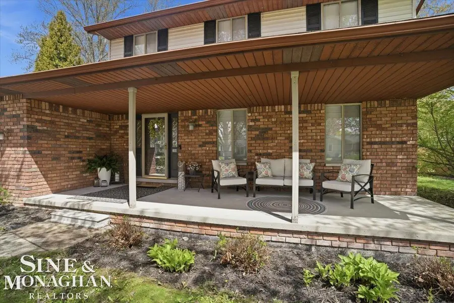 360 Constitution AVE, Marysville, MI 48040 - #3