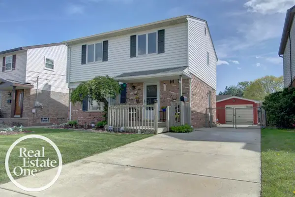 22444 Lange ST, StClairShores, MI 48080
