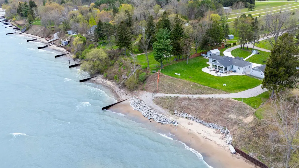 6655 Lakeshore RD, Lexington, MI 48450 - #1