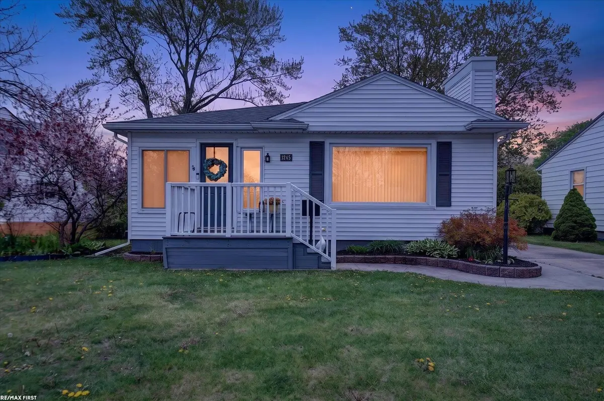 1245 Minnesota CT, Marysville, MI 48040 - #1
