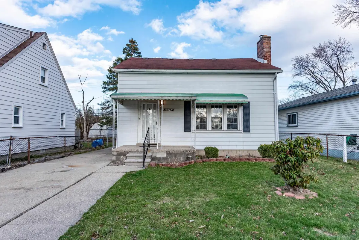 23742 Stewart AVE, Warren, MI 48089 - #1