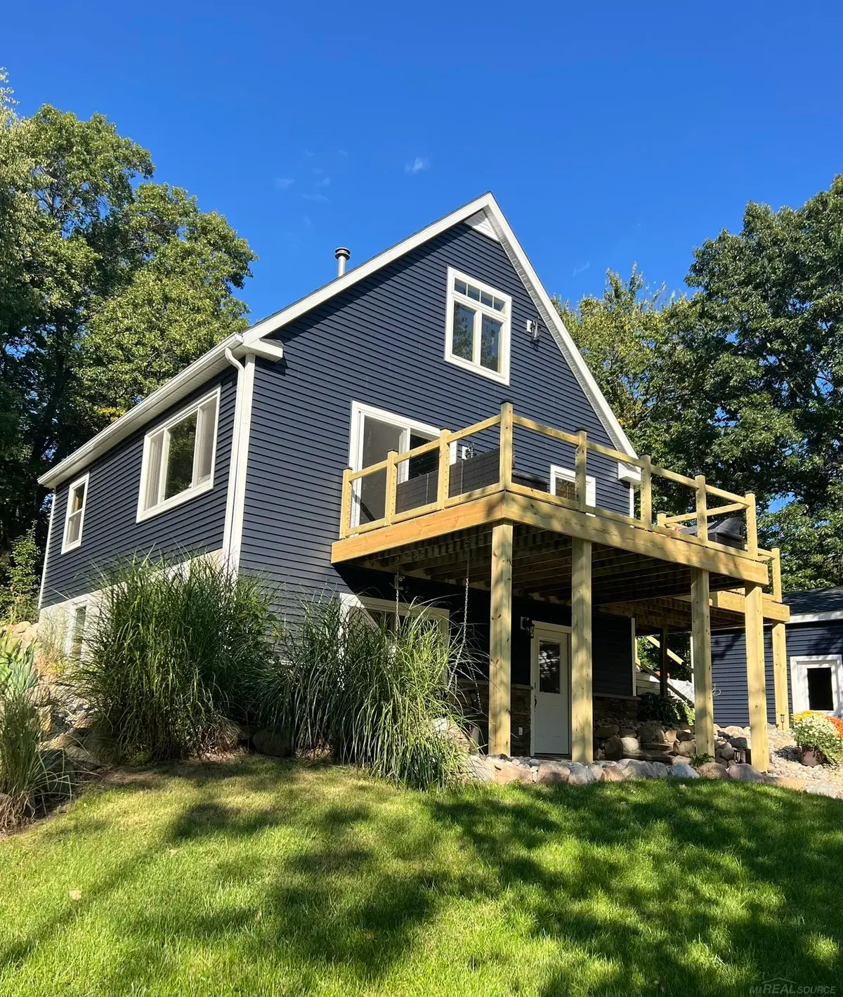 10406 Pollard RD, Haslett, MI 48840 - #1
