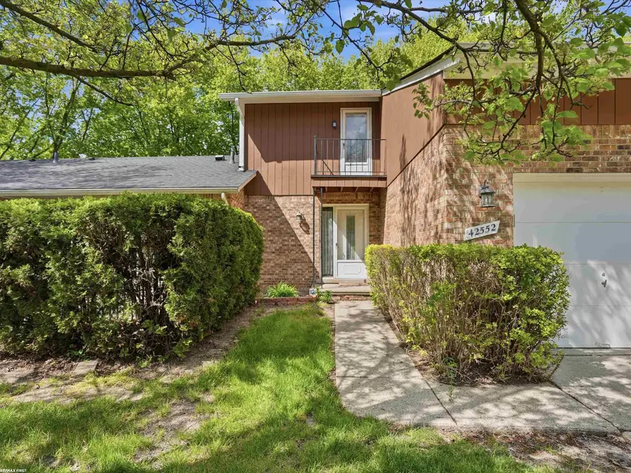 42552 Beverly WAY, Clinton Township, MI 48038 - #3
