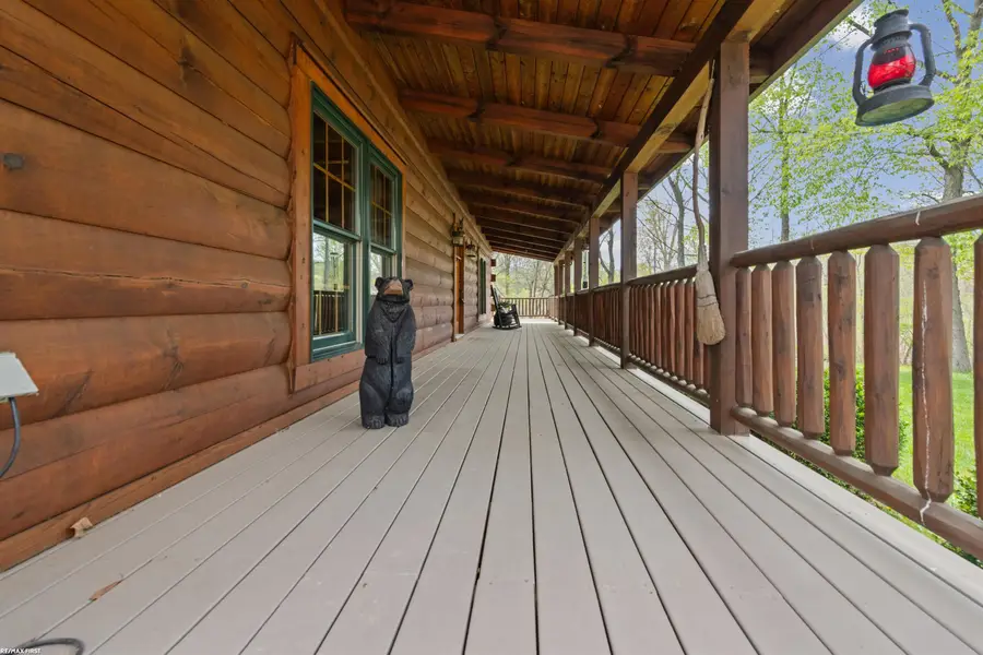5562 Casey RD, Dryden, MI 48428 - #3
