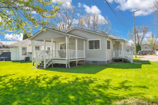 7329 Elm RD, Lexington, MI 48450