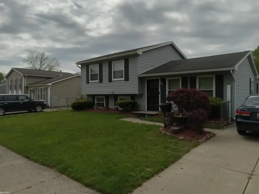 28751 E Leroy ST, Romulus, MI 48174 - #3