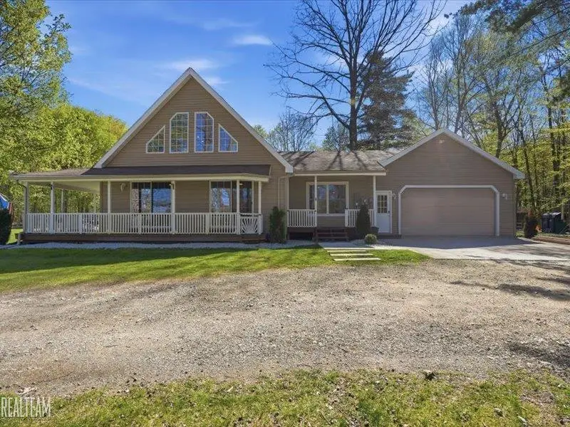 7932 Kilgore RD, Greenwood, MI 48006 - #2