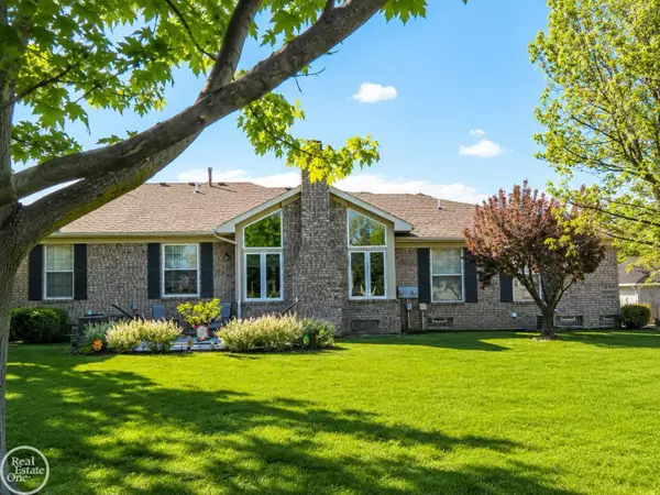 50140 Raleigh CT, Macomb, MI 48044