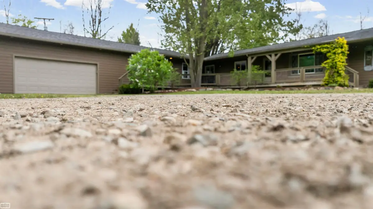 3365 Howland RD, Almont, MI 48003 - #1