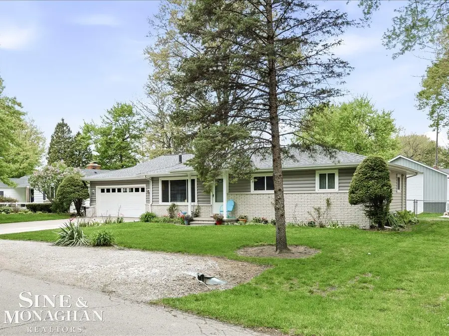 829 Townsend Cresent West, Algonac, MI 48001 - #3