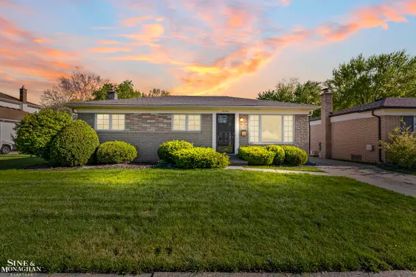 21541 Raymond ST, StClairShores, MI 48082