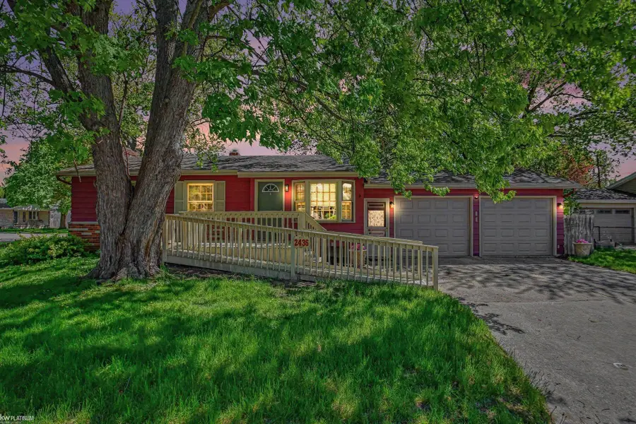2436 20th AVE, Port Huron, MI 48060 - #3