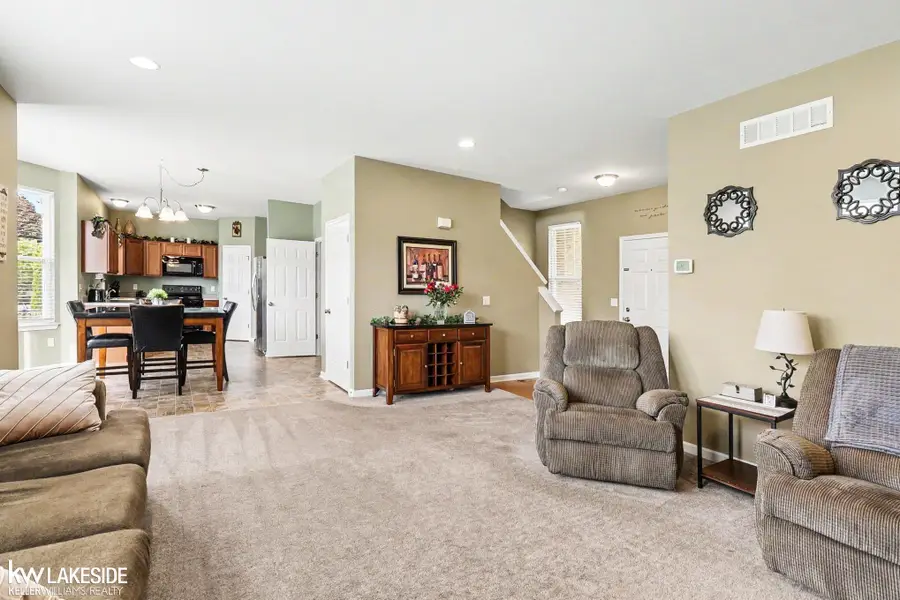 14228 Quail Run DR, Sterling Heights, MI 48313 - #3