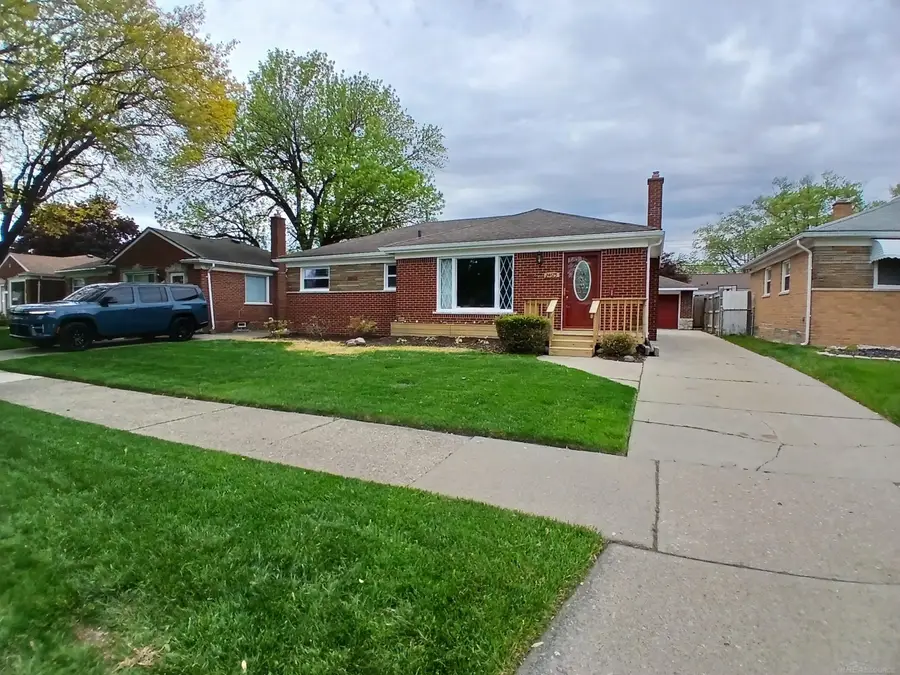 24675 Ridgecroft AVE, Eastpointe, MI 48021 - #2